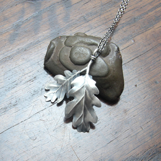 Silver Oak Leaf Pendant