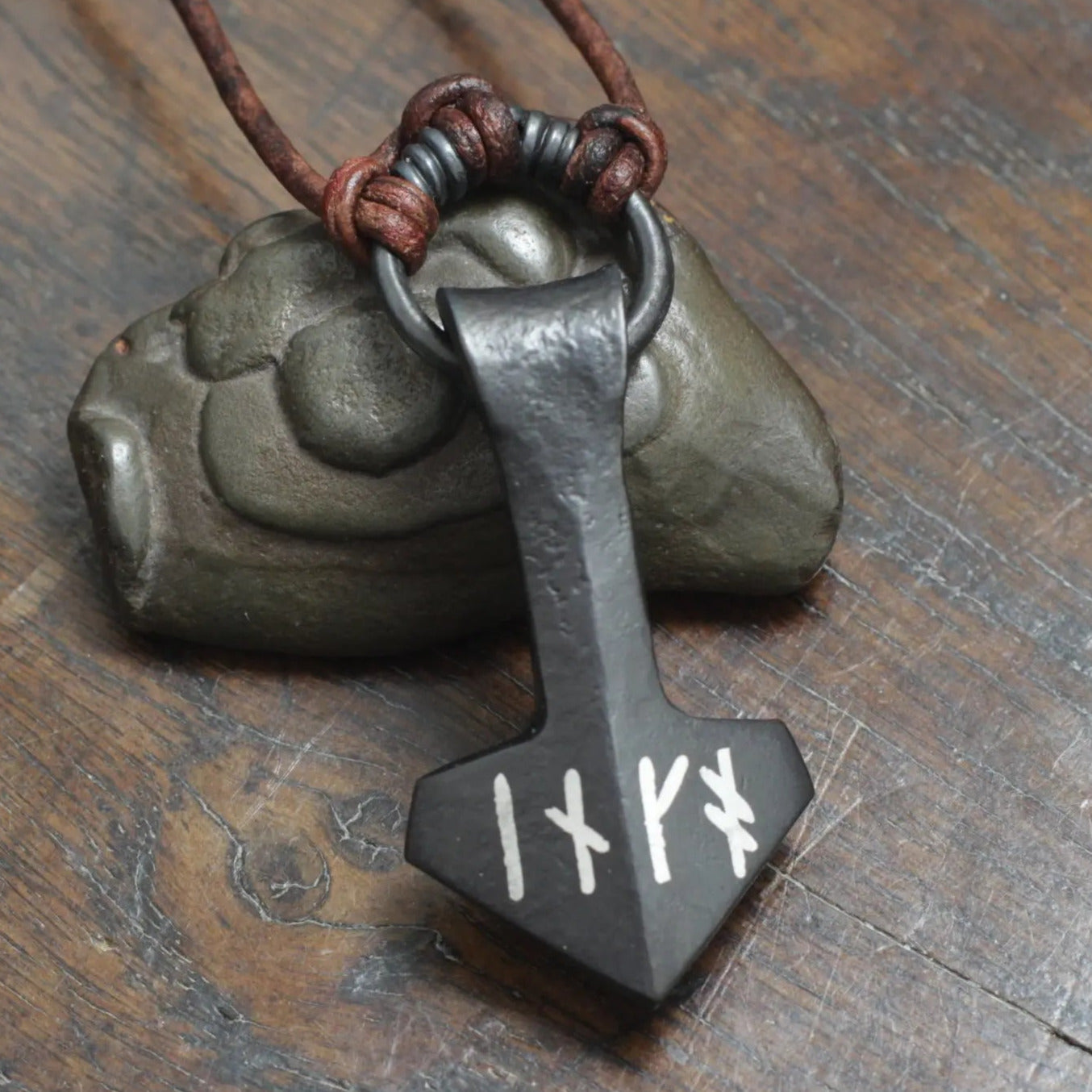 Fenrir Thor's Hammer with Wolf Chain Necklace – BaviPower